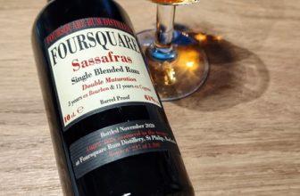 Recenze rumu Foursquare Sassafras od Velier