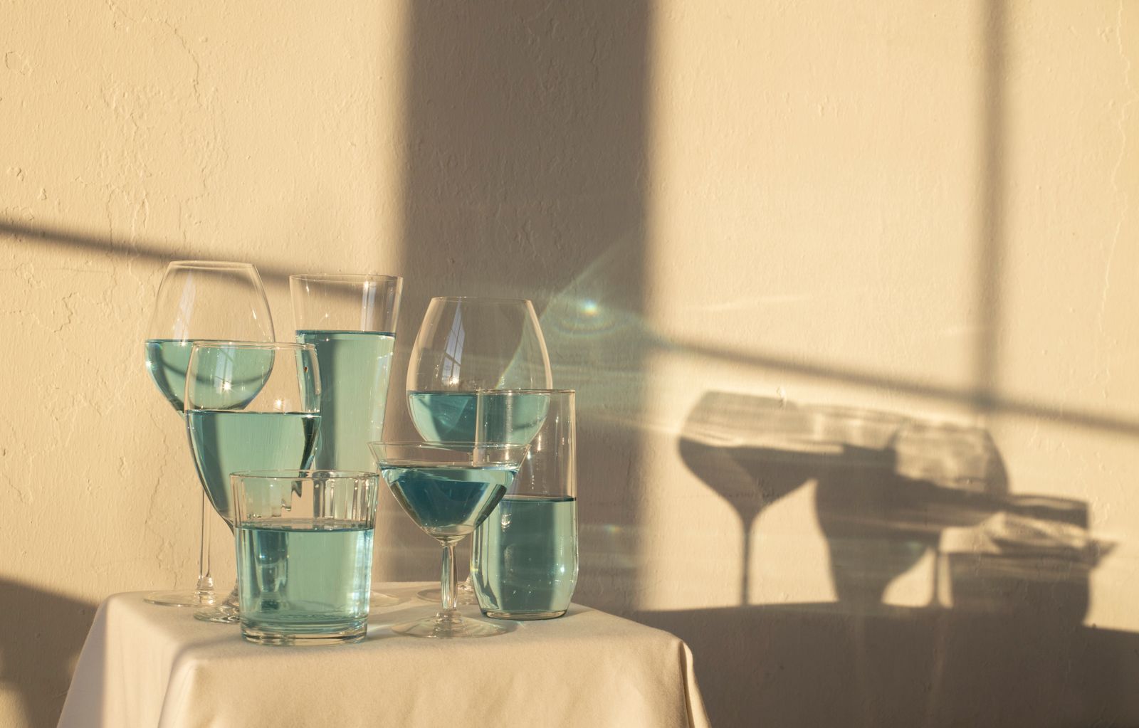 Nejlepší absinth 2026: 6 lahví od klasiky po prémiovou degustaci