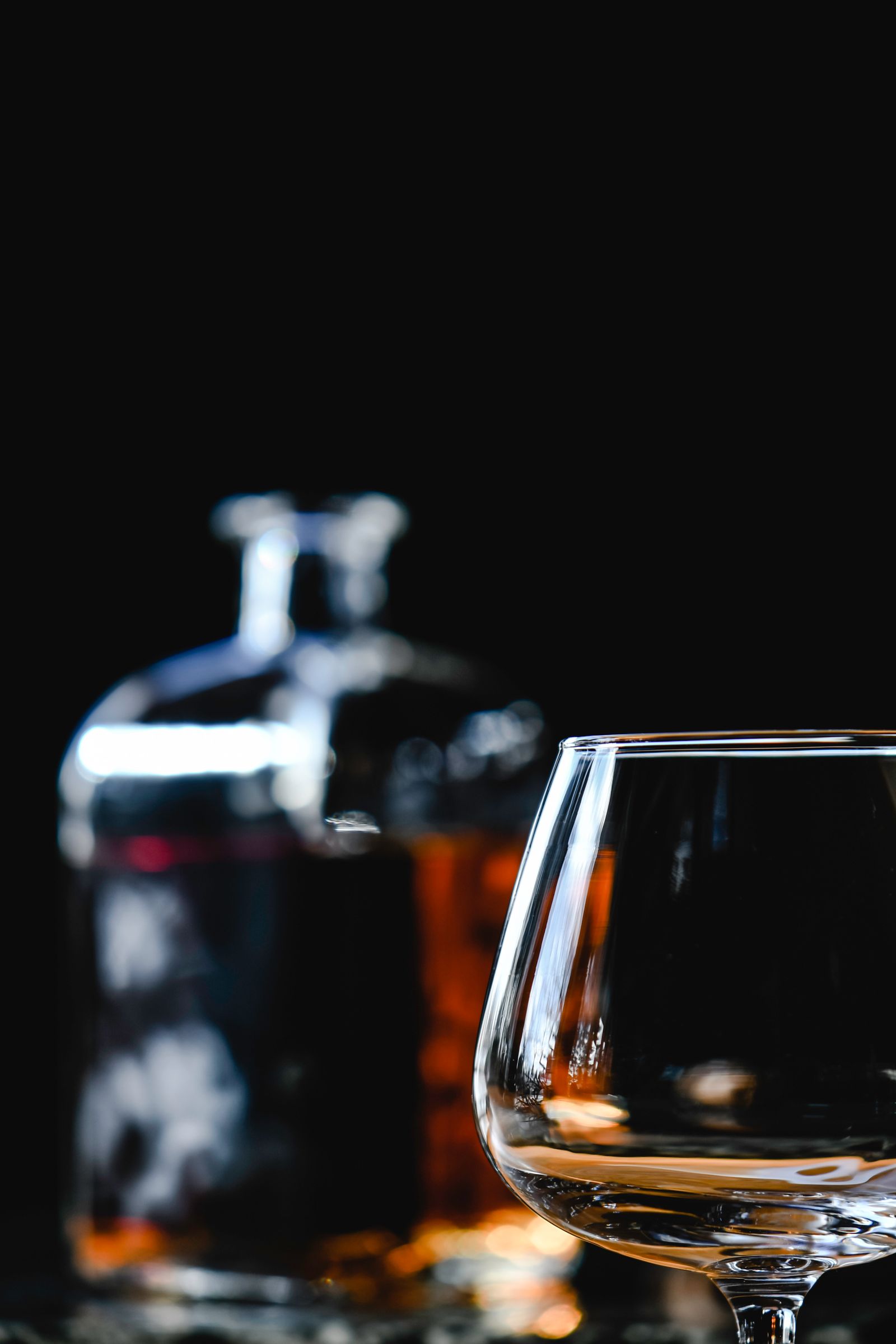 Nejlepší brandy 2026: 6 lahví od vstupní po luxusní k doutníku