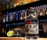 Víte, proč se tequila pije se solí a citronem? Není to jediný způsob