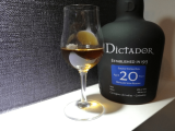 Rum Dictador 20 – recenze